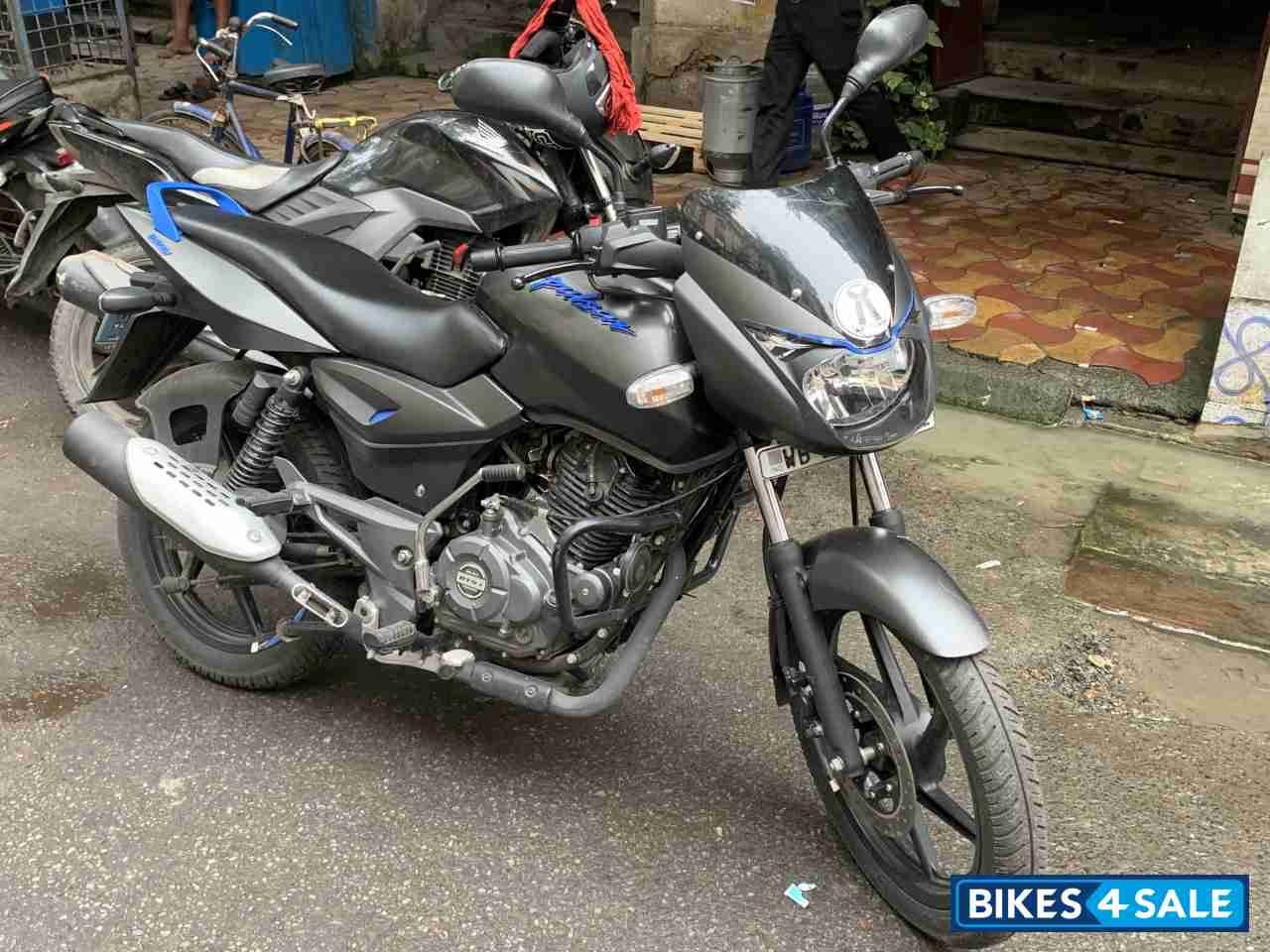 Neon Blue Bajaj Pulsar 125 Neon Neon Blue Bajaj Pulsar 125 Neon