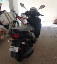 Black Yamaha  RAY ZR 125