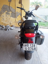 Bajaj Avenger Street 220