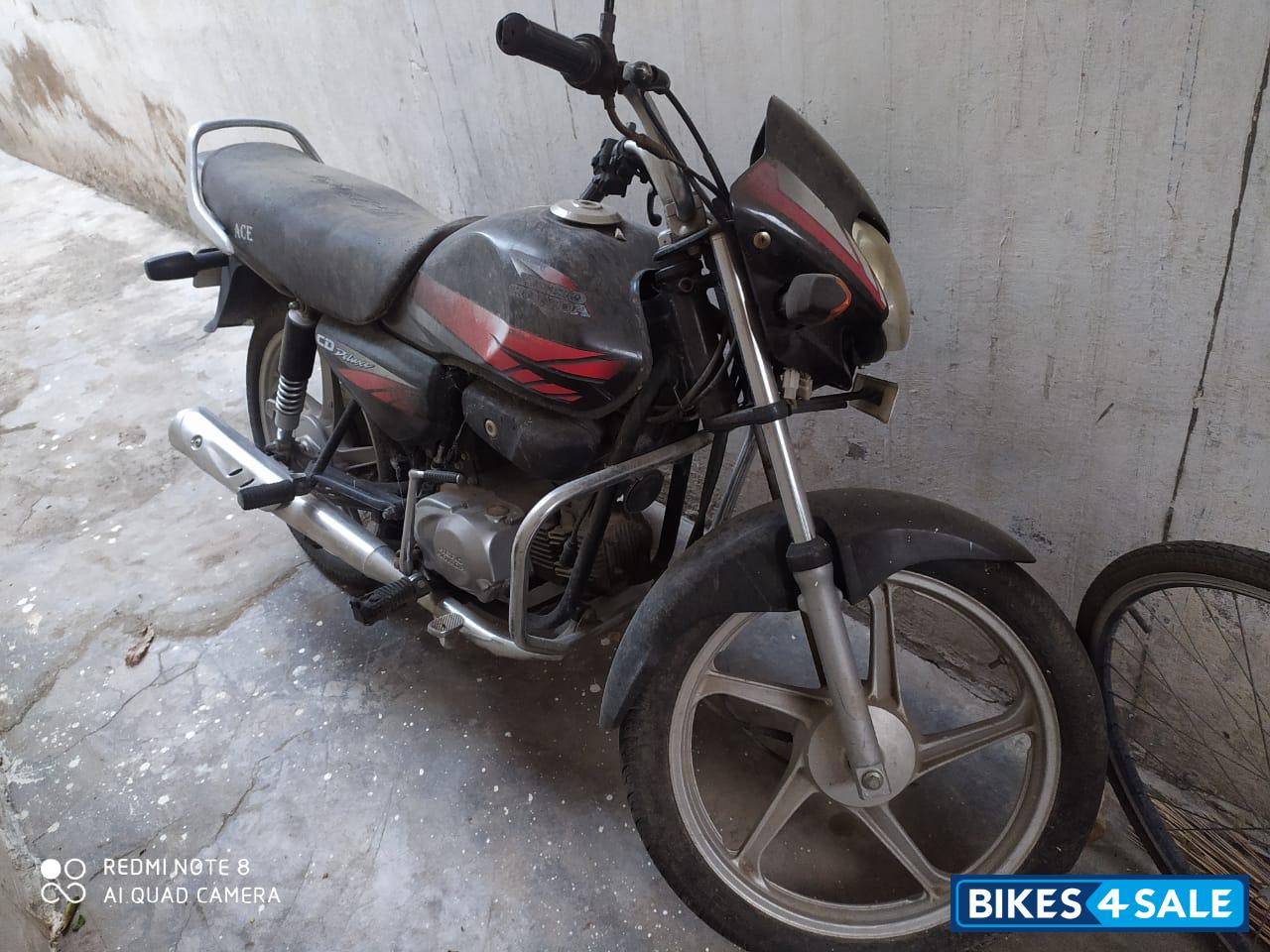 Black Hero CD Deluxe