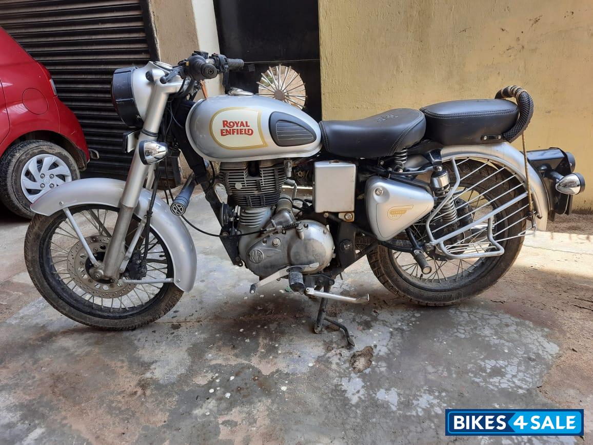 Royal Enfield Classic 350