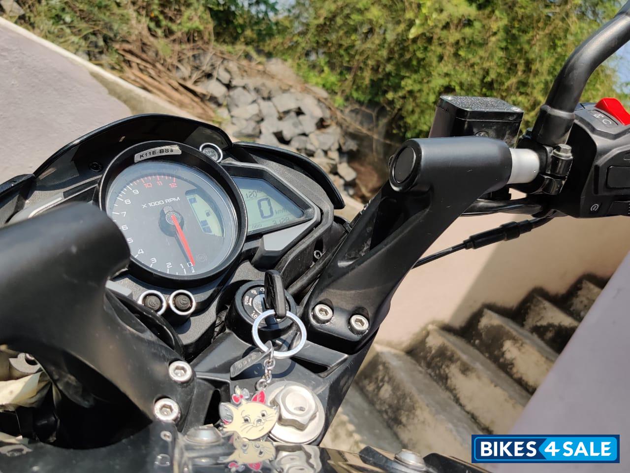 Gray Bajaj Pulsar NS 160 BS6