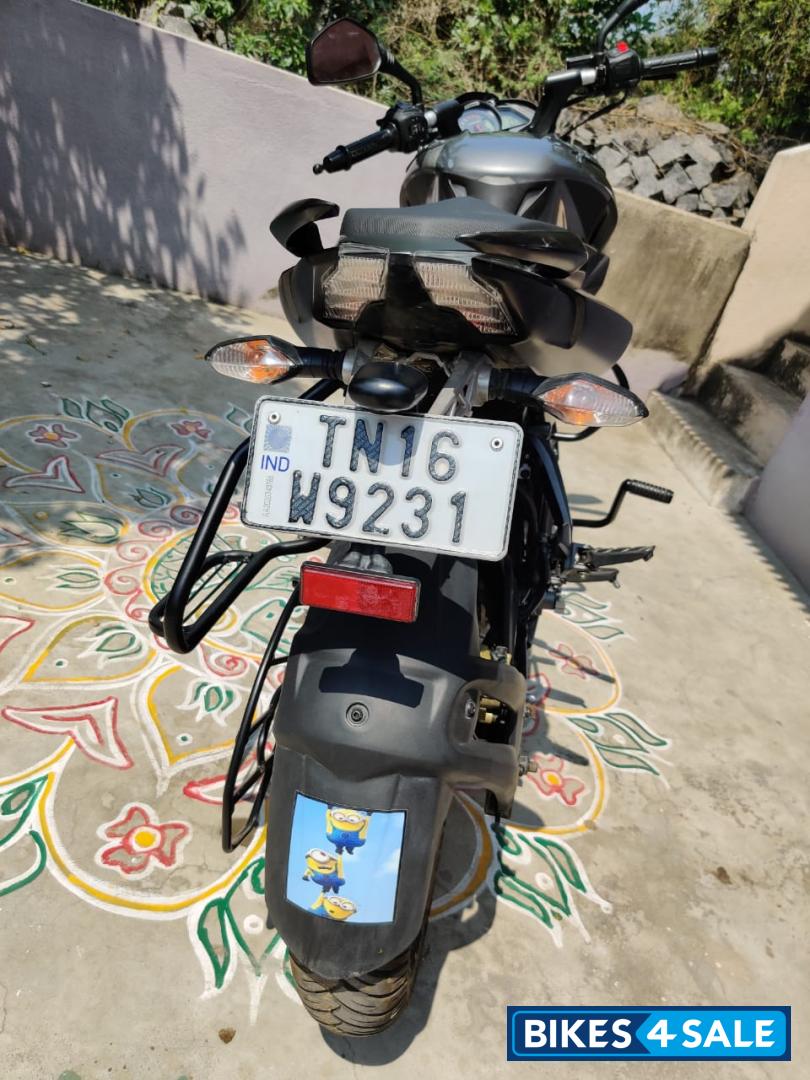 Gray Bajaj Pulsar NS 160 BS6