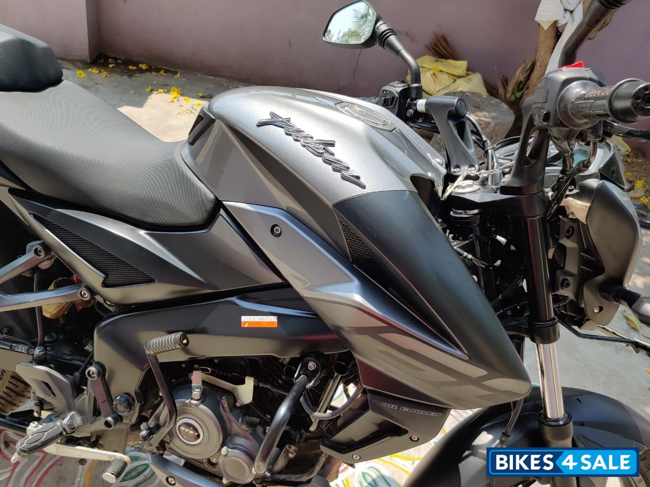 Gray Bajaj Pulsar NS 160 BS6