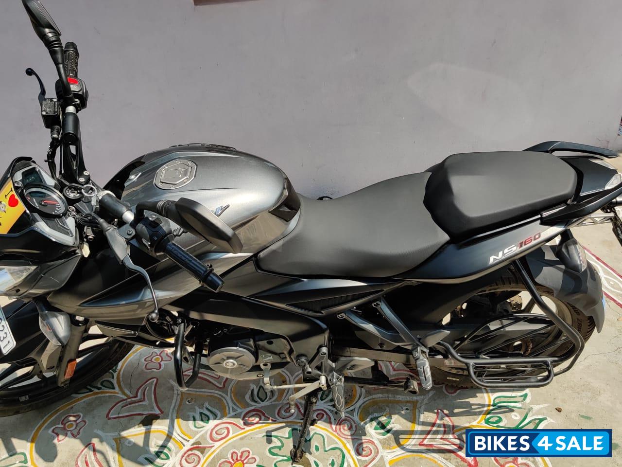 Gray Bajaj Pulsar NS 160 BS6