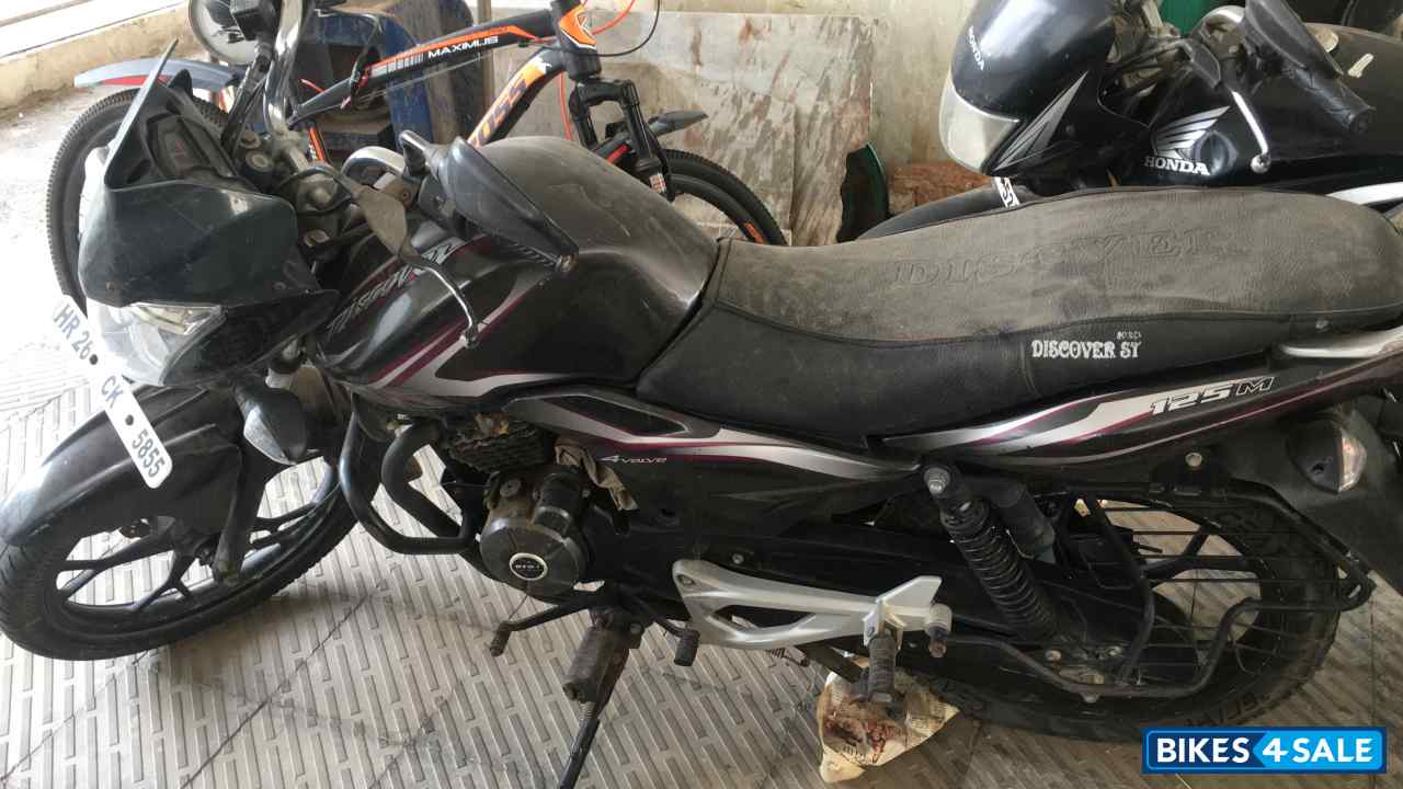 Bajaj Discover 125M