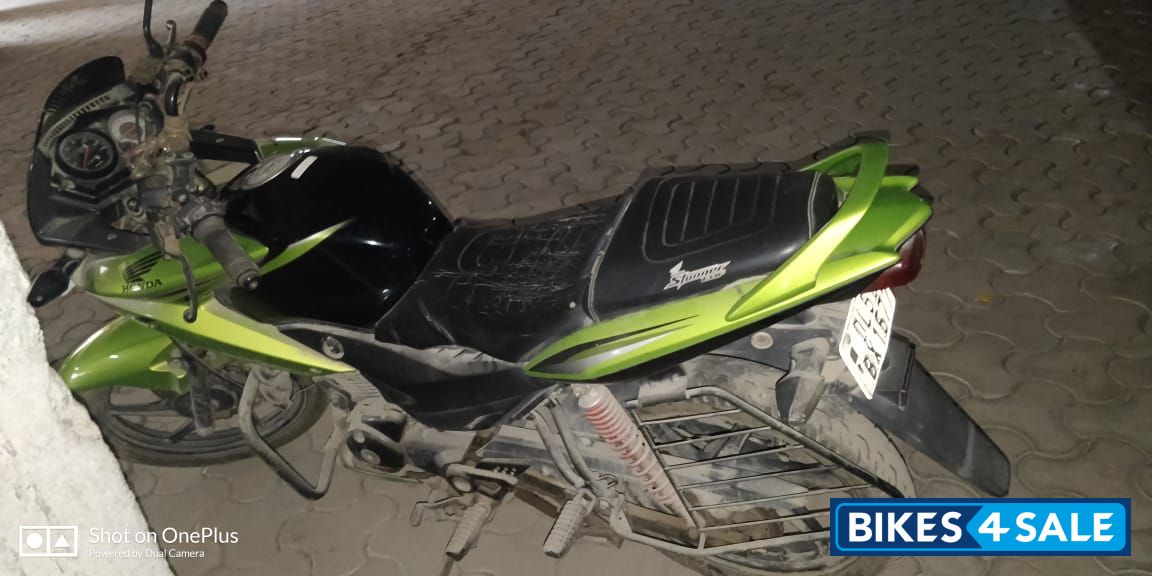 Green Honda CBF Stunner