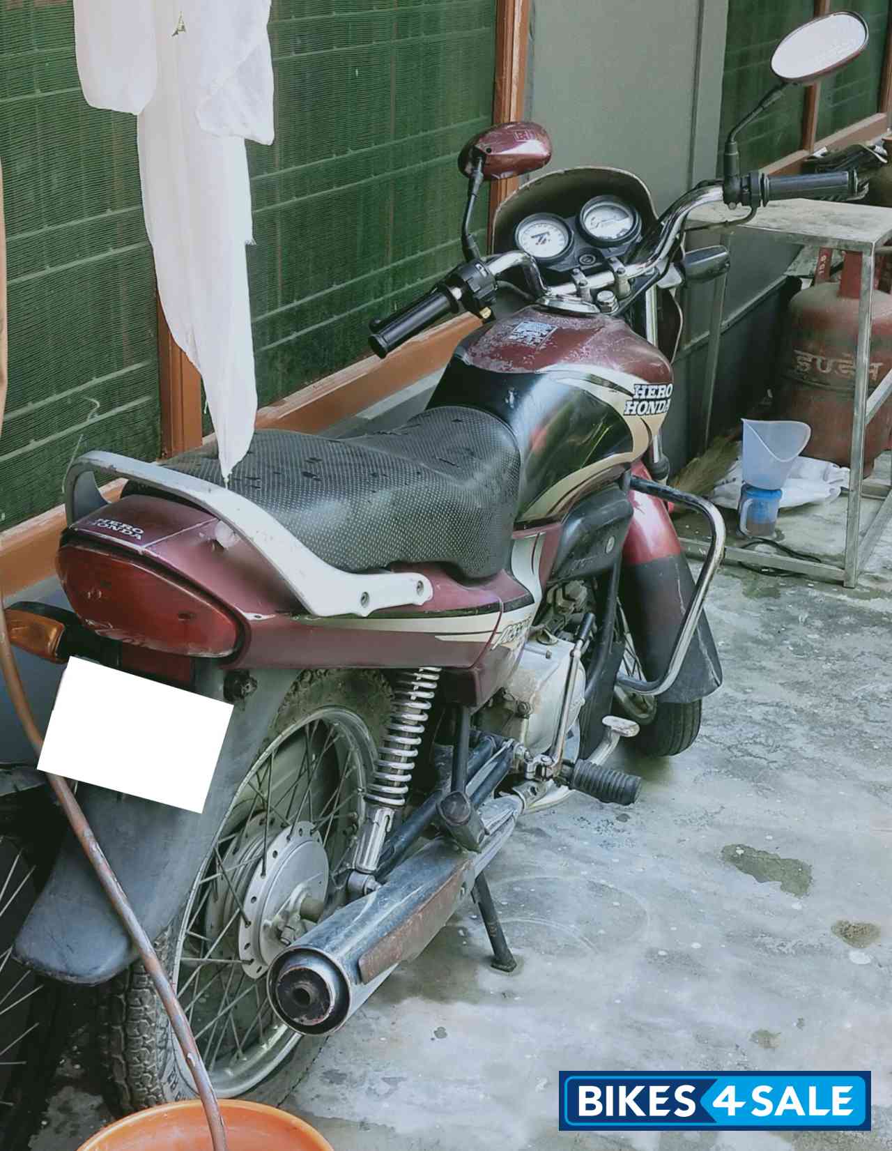 Maroon Hero Passion Plus