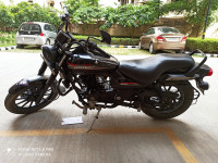 Bajaj Avenger Street 220