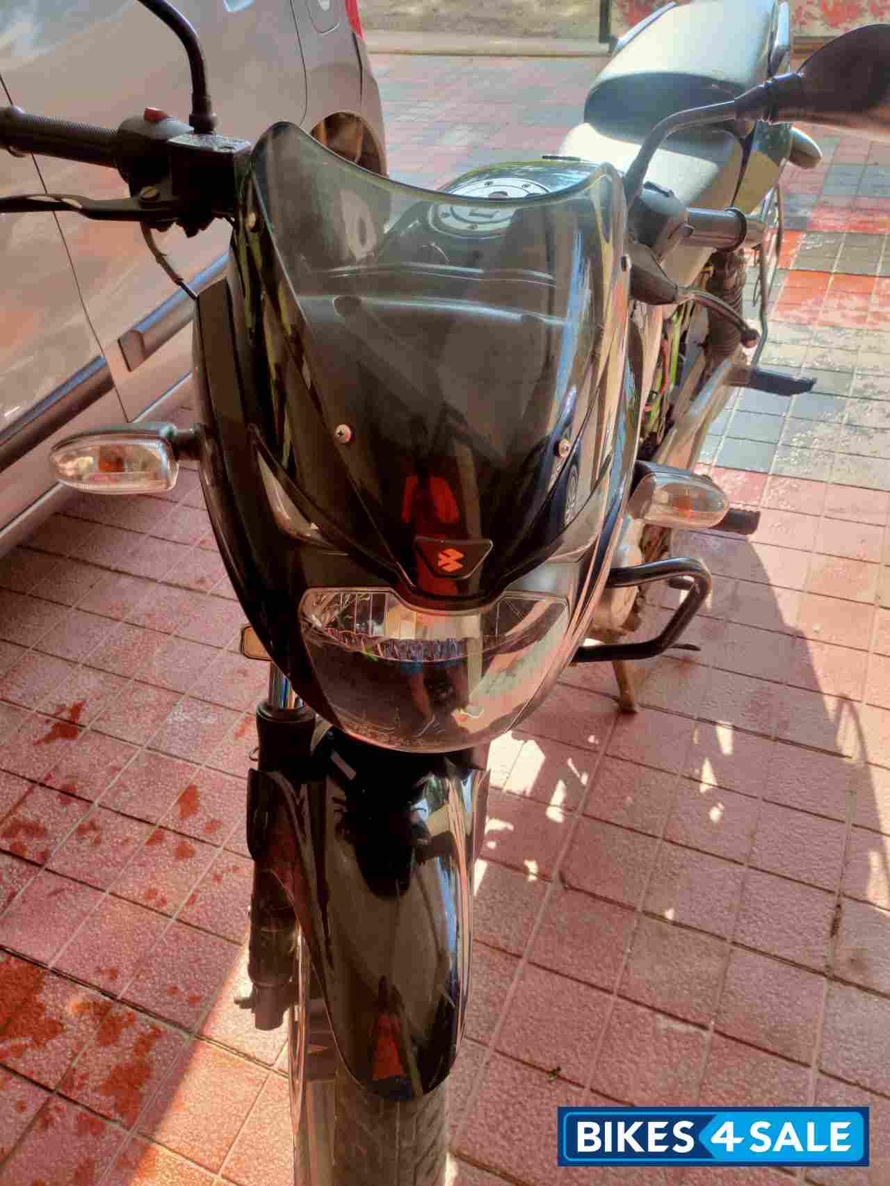 Black Bajaj Pulsar 180 DTSi