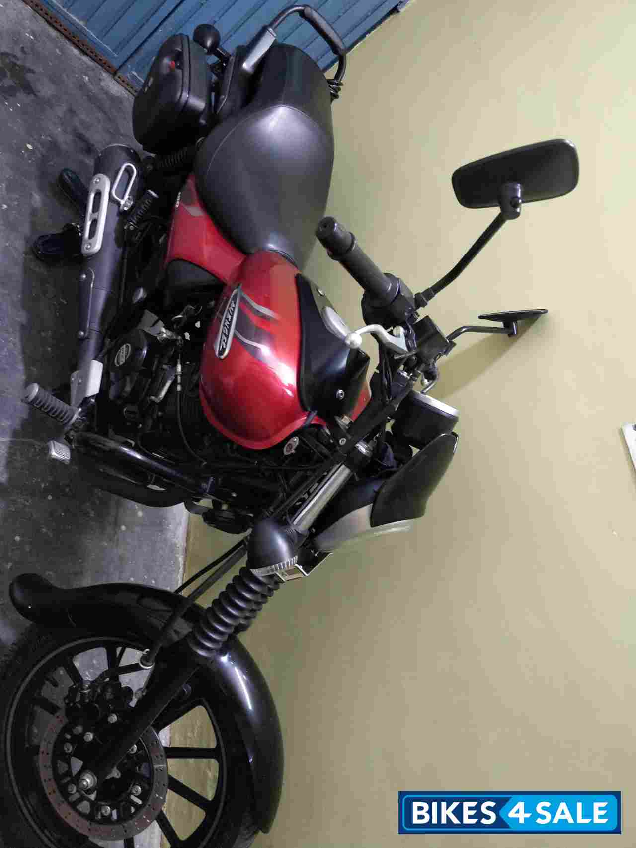 Bajaj Avenger Street 180