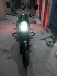 Bajaj Avenger Street 180
