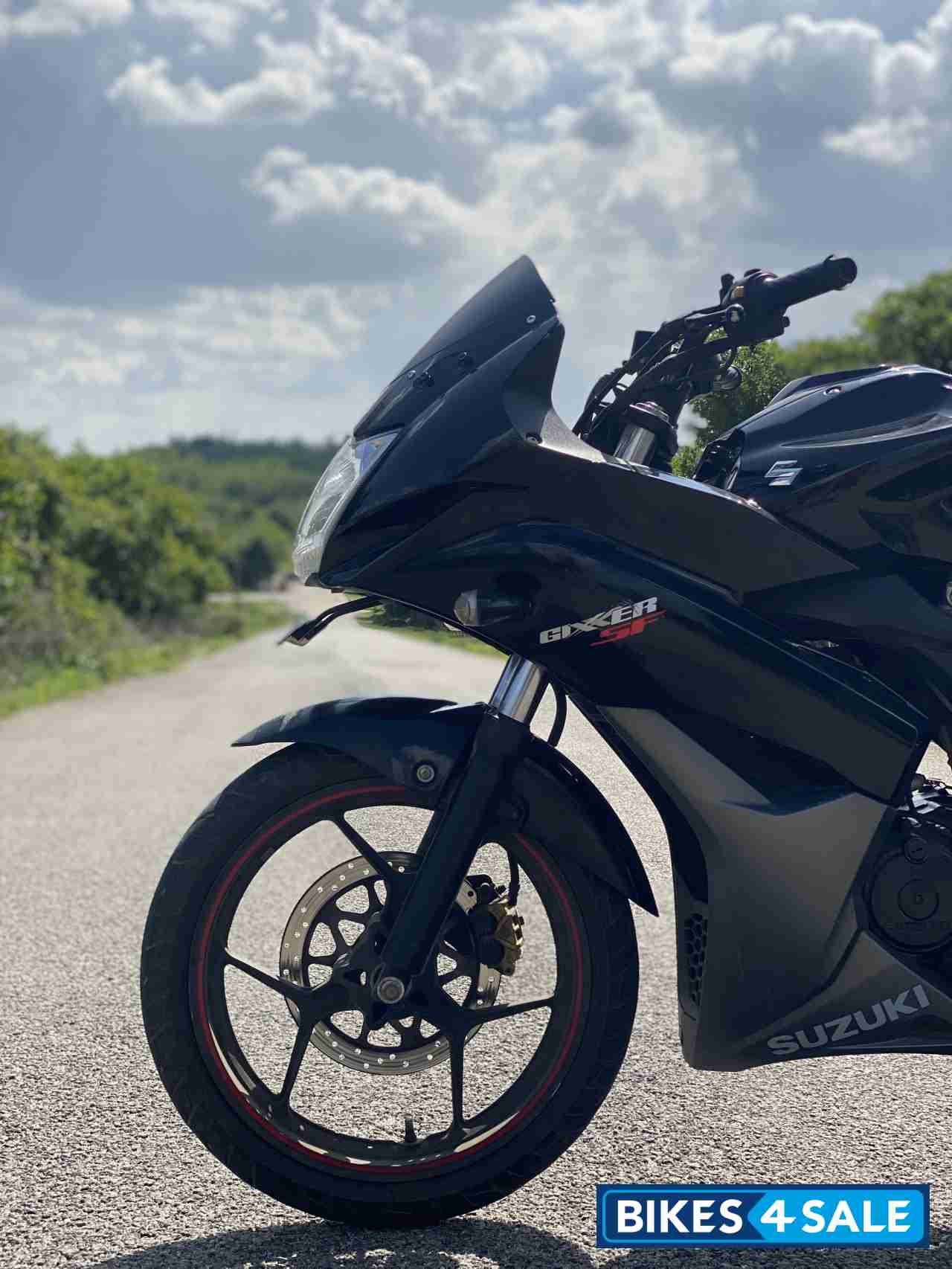 Suzuki Gixxer SF