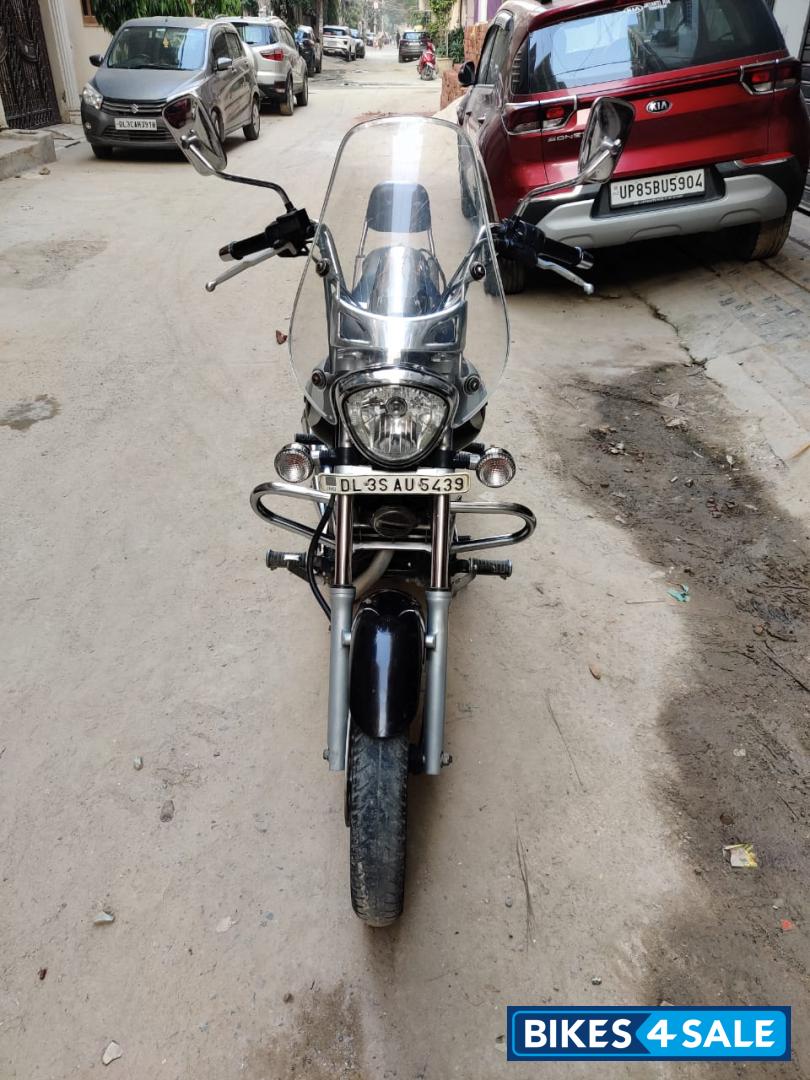 Bajaj Avenger Cruise 220