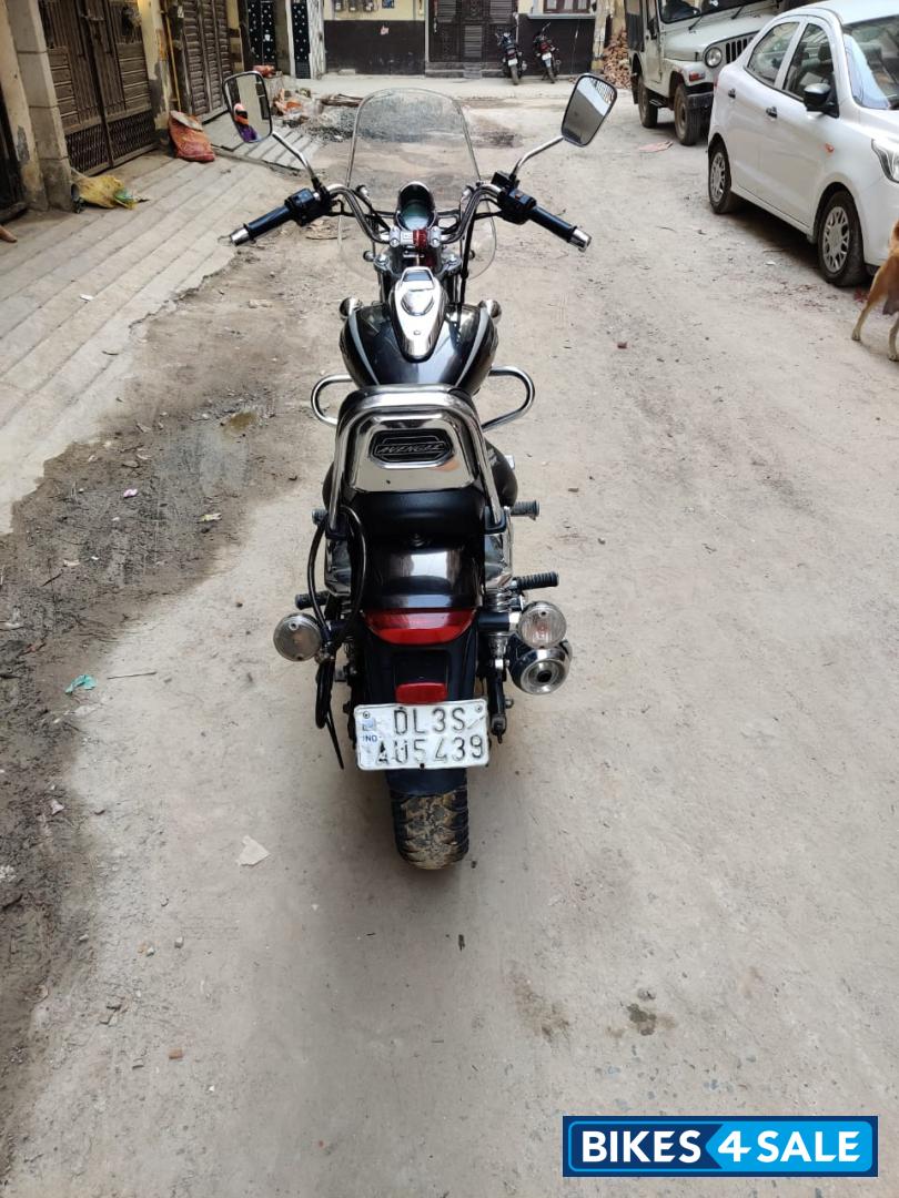 Bajaj Avenger Cruise 220 Bajaj Avenger Cruise 220