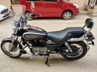 Bajaj Avenger Cruise 220