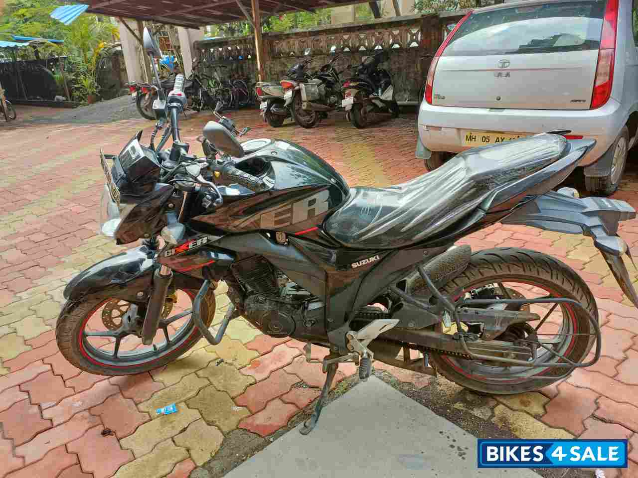 Suzuki Gixxer ABS