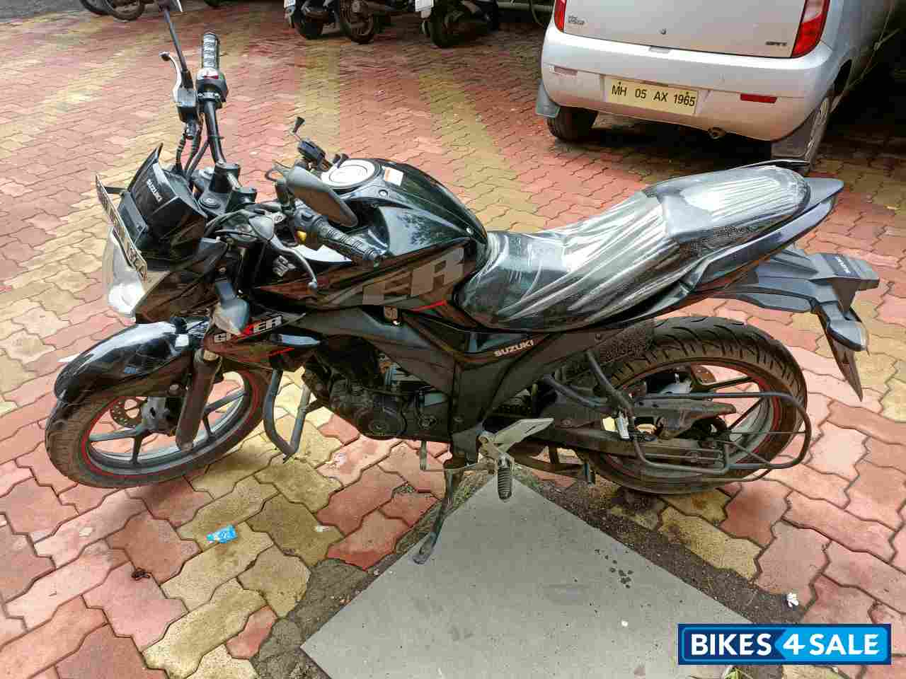 Suzuki Gixxer ABS