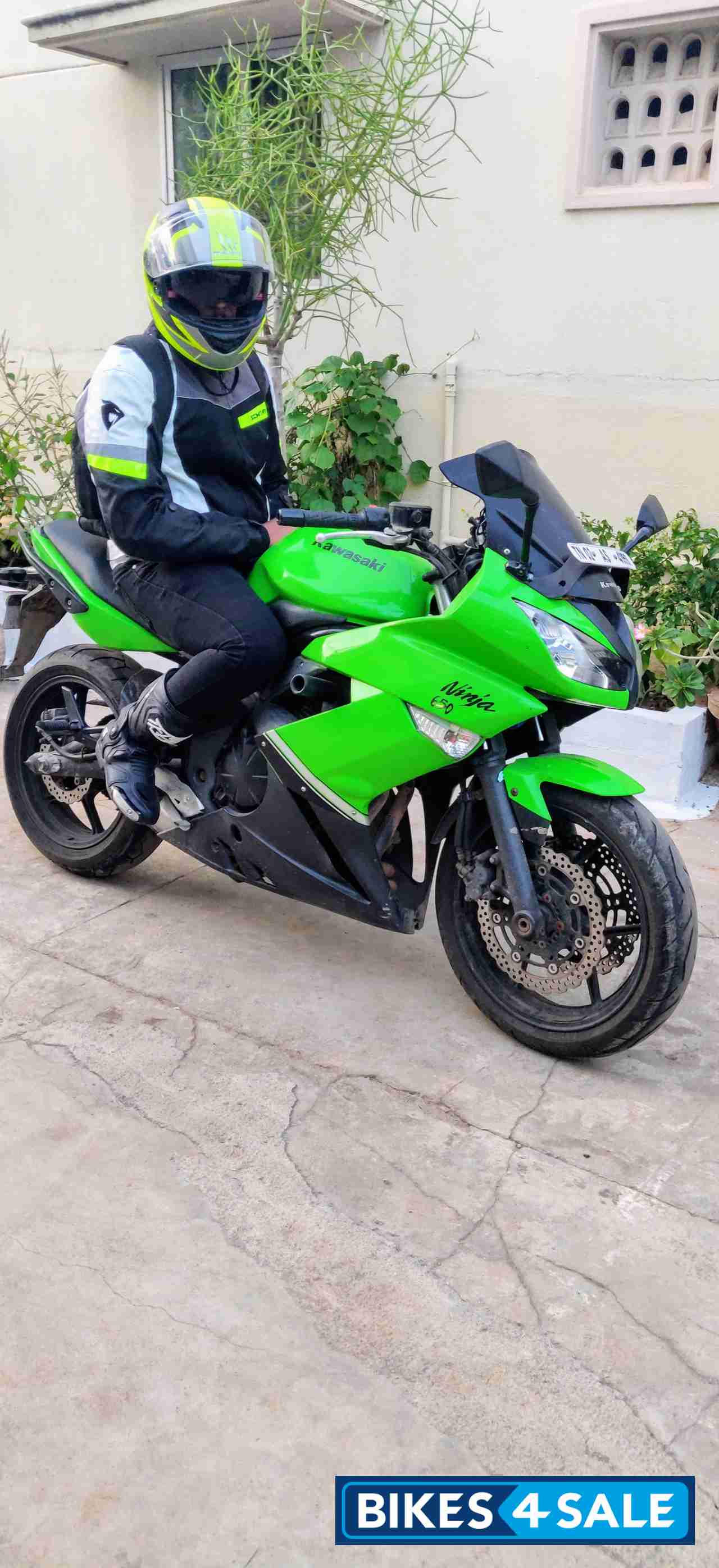 Green Kawasaki Ninja 650R