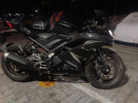 Dark Knight Black Yamaha YZF R15 V3