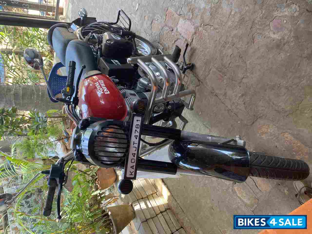 Royal Enfield Classic 350 Redditch Red