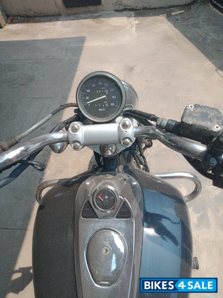 Bajaj Avenger 220 DTS-i