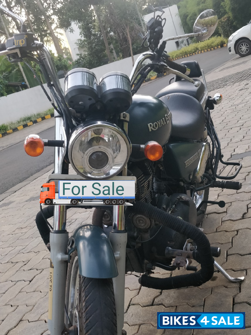 Asphalt Green Royal Enfield Thunderbird 350