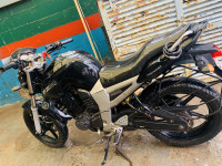 Yamaha FZ