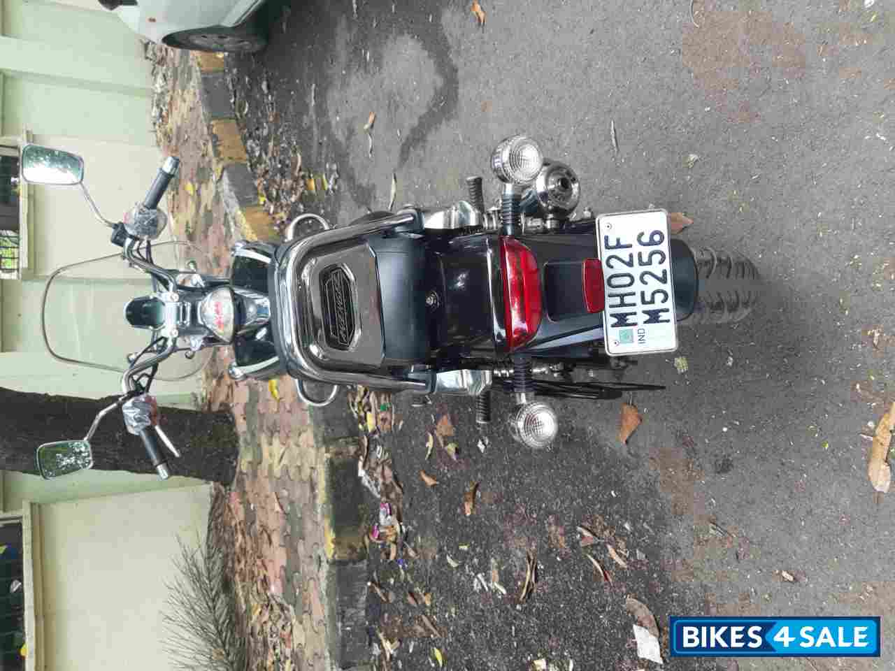 Bajaj Avenger Cruise 220 BS6