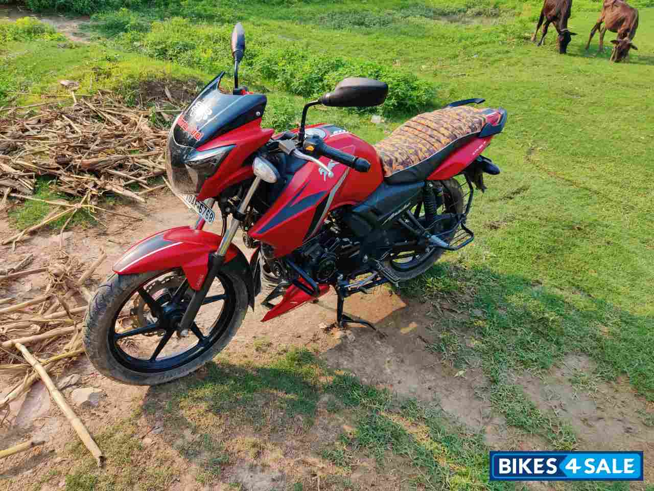 Mett Red TVS Apache RTR 160 BS VI