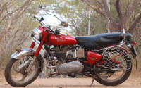 Red Royal Enfield Bullet 350