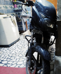 Black Bajaj Pulsar 150