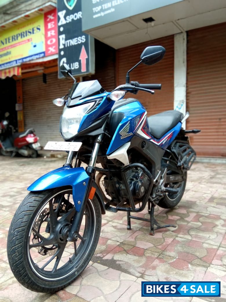 Honda CB Hornet 160R