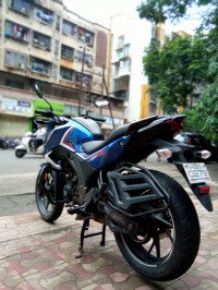 Honda CB Hornet 160R