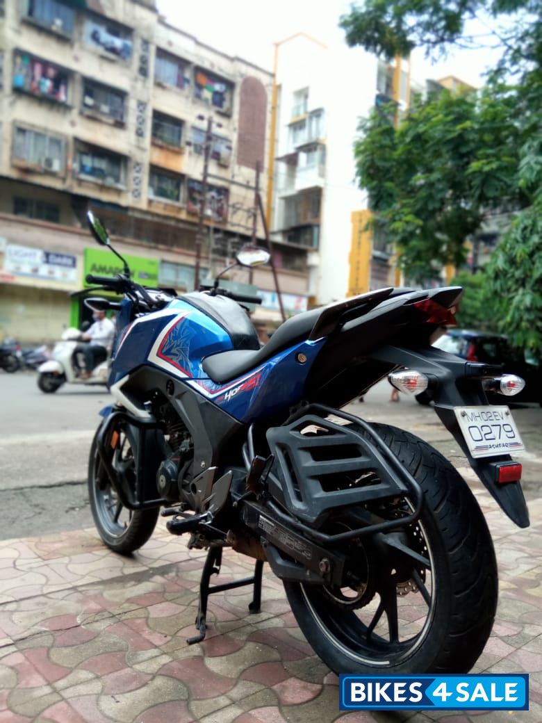 Honda CB Hornet 160R