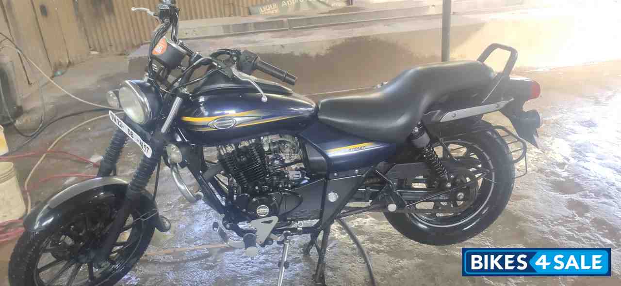 Dark Blue Bajaj Avenger Street 150