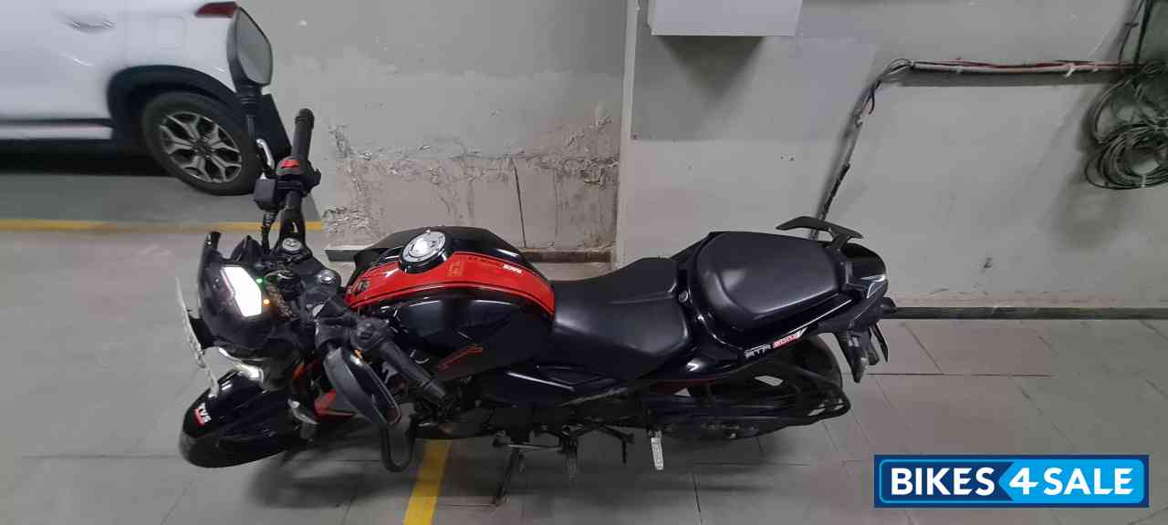 TVS Apache RTR 200 4V ABS