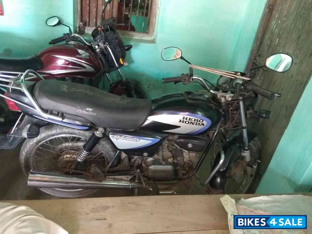 Black Hero Splendor Plus