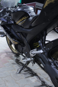 Yamaha YZF R15 V2