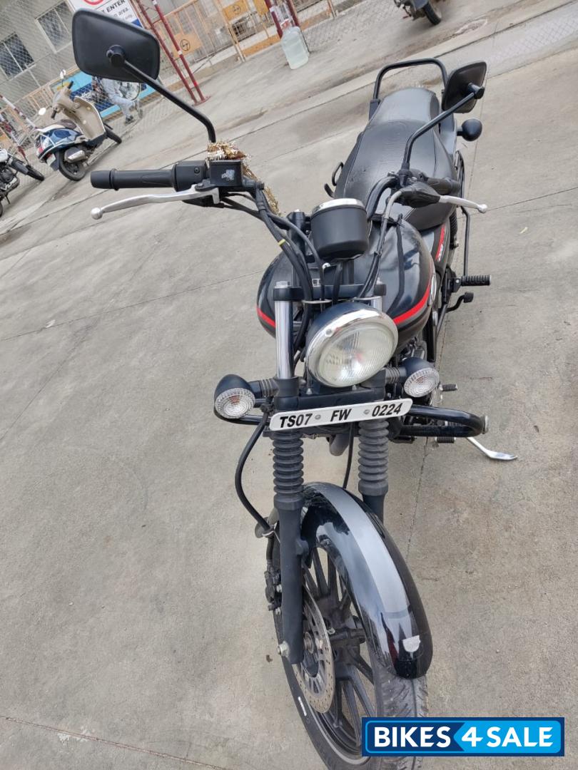 Bajaj Avenger