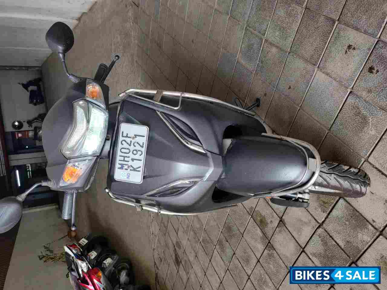 Grey Honda Activa 5G