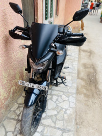 Black Mat Yamaha FZ25