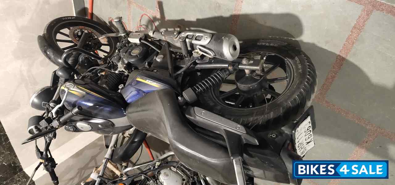 Bajaj Avenger Street 150