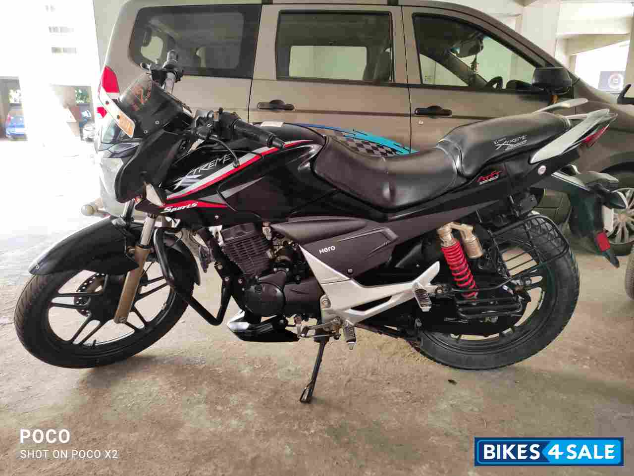 Black Hero Xtreme Sports