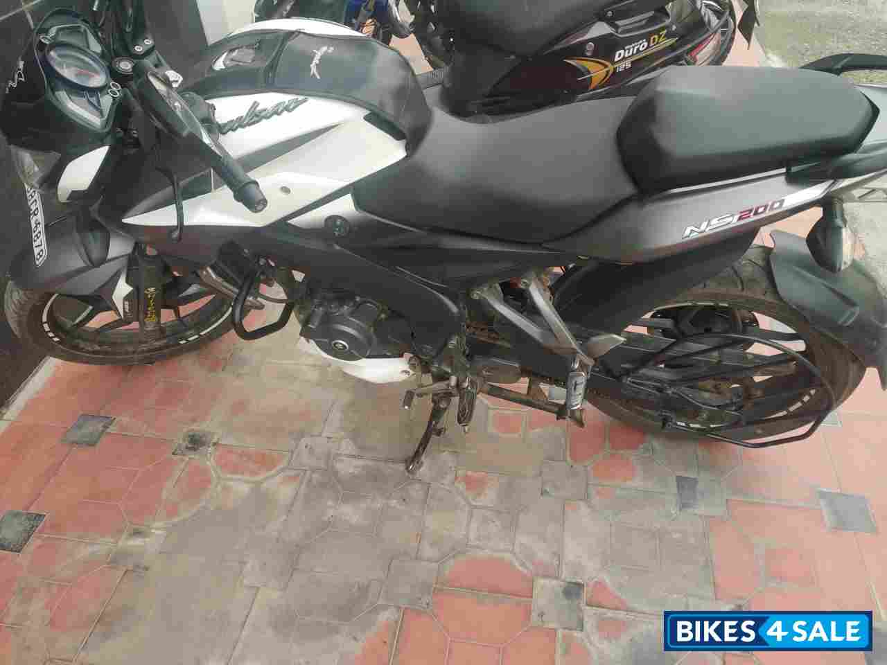 White Bajaj Pulsar 200 NS ABS