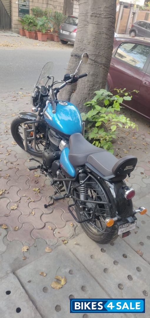 Royal Enfield Meteor 350 Supernova