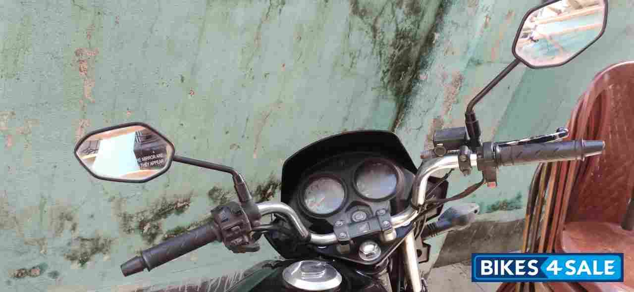 Black Honda CB Shine