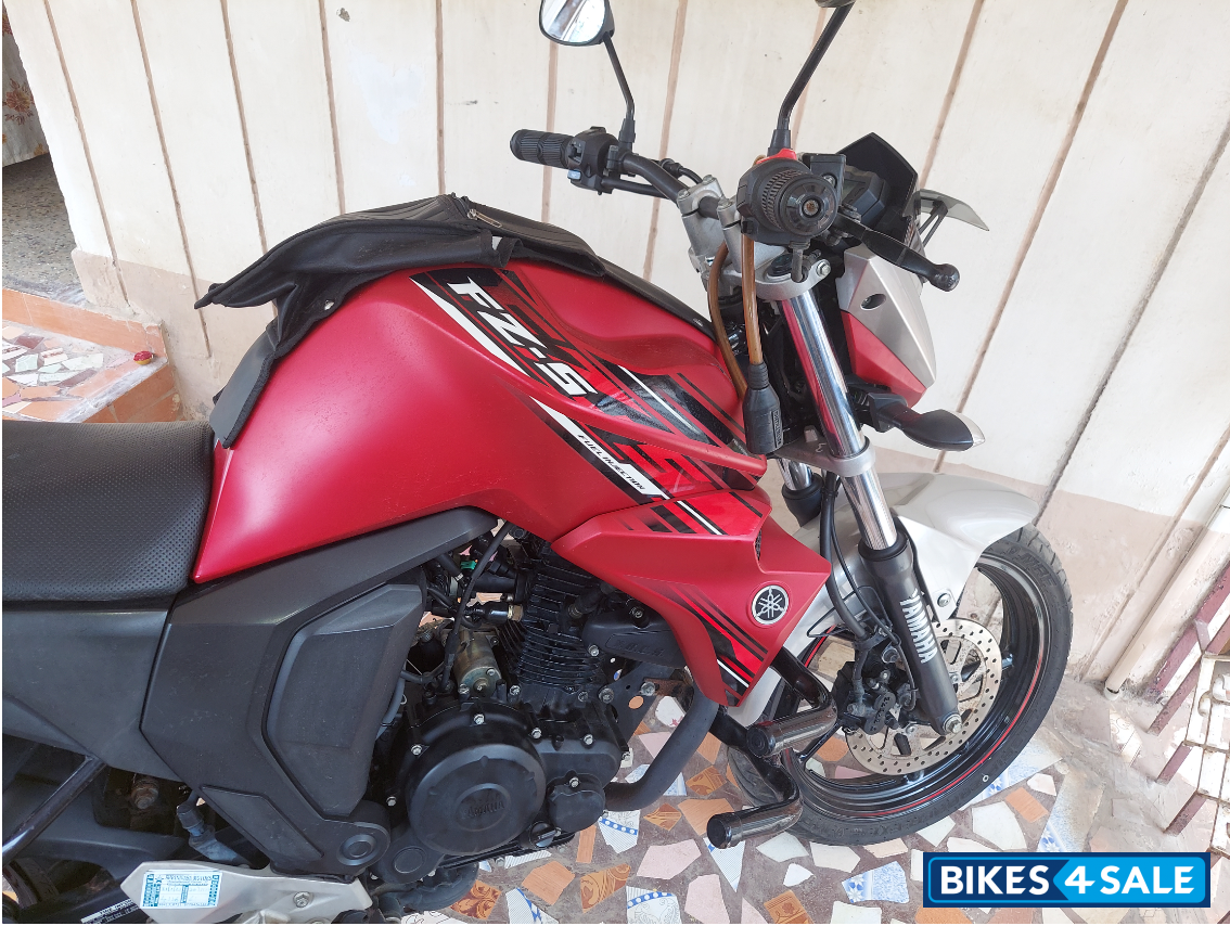 Yamaha FZ-S FI V2