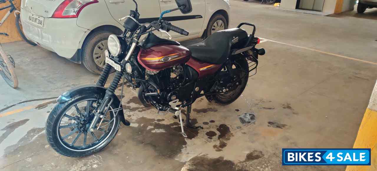 Black & Dark Red Bajaj Avenger Street 150 Black & Dark Red Bajaj Avenger Street 150