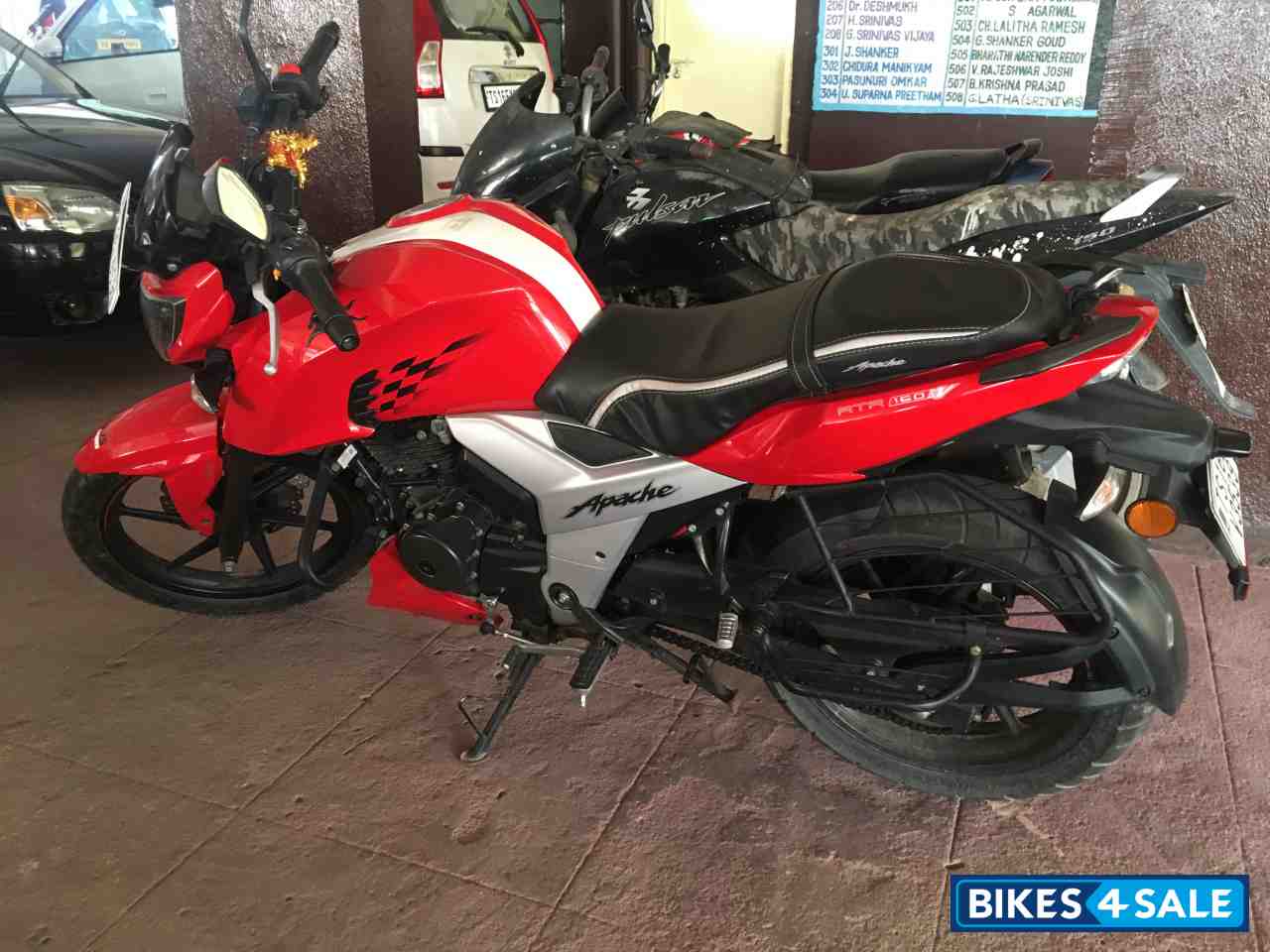 Racing Red TVS Apache RTR 160 4V Racing Red TVS Apache RTR 160 4V